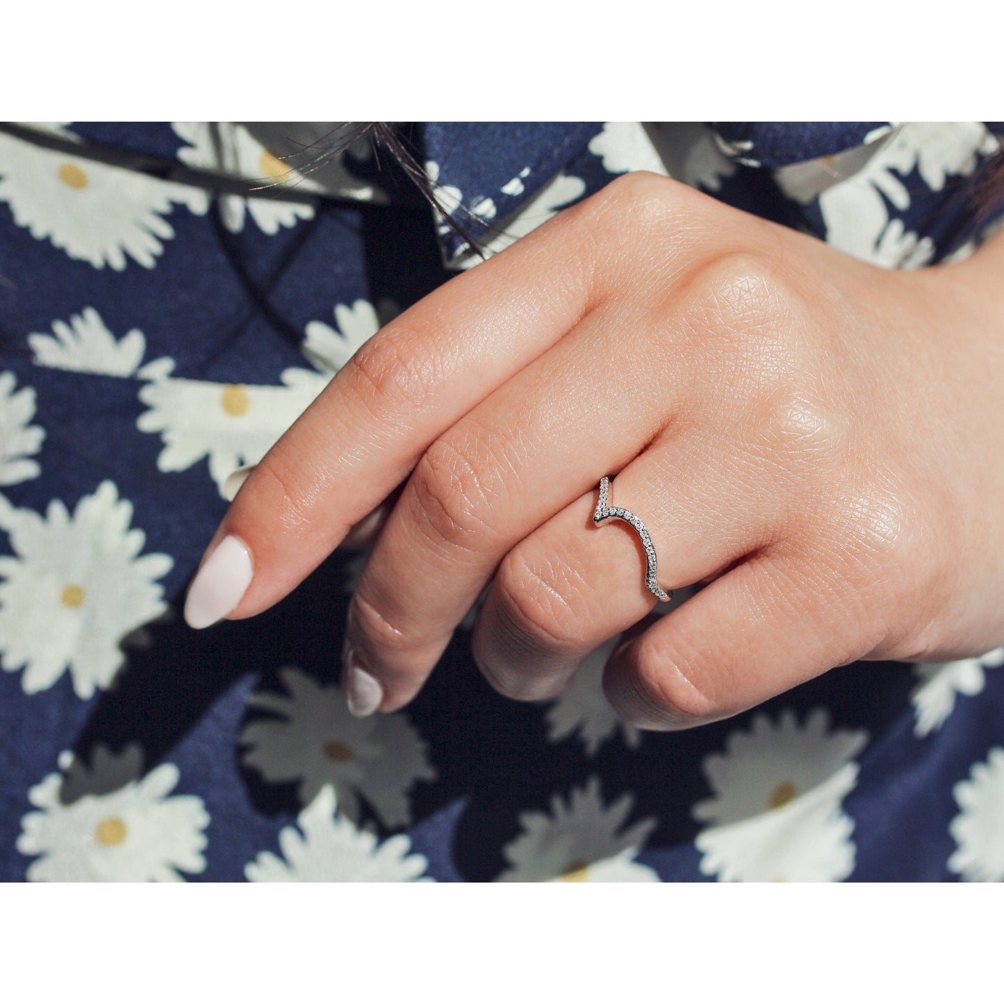 0.1 Carat Natural Diamond River Ring