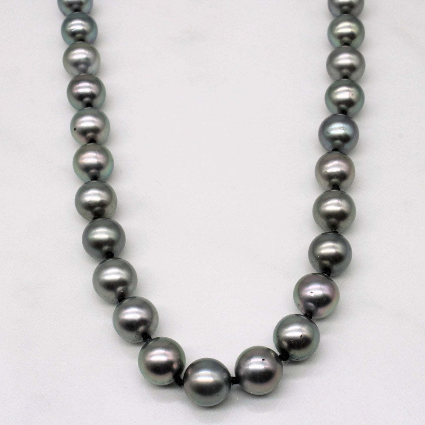 Birks' Black Pearl & Diamond Necklace | 0.03ctw | 18 |