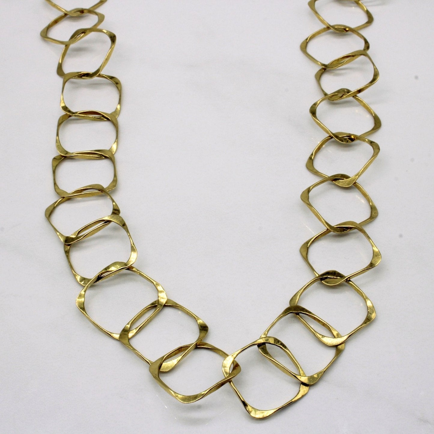 Brinkhaus' 18k Yellow Gold Soft Square Link Necklace | 36 |
