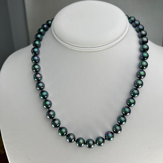 AUCTION WIN - RESERVED**  Peacock faux pearl strand with 14k yellow gold clasp
